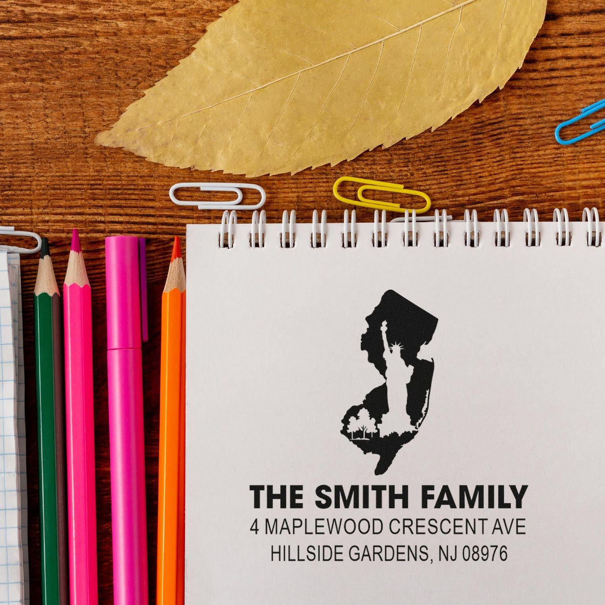 Personalized return address rubber stamp for The Smith Family, ideal for mailing, stationery, and DIY envelopes.