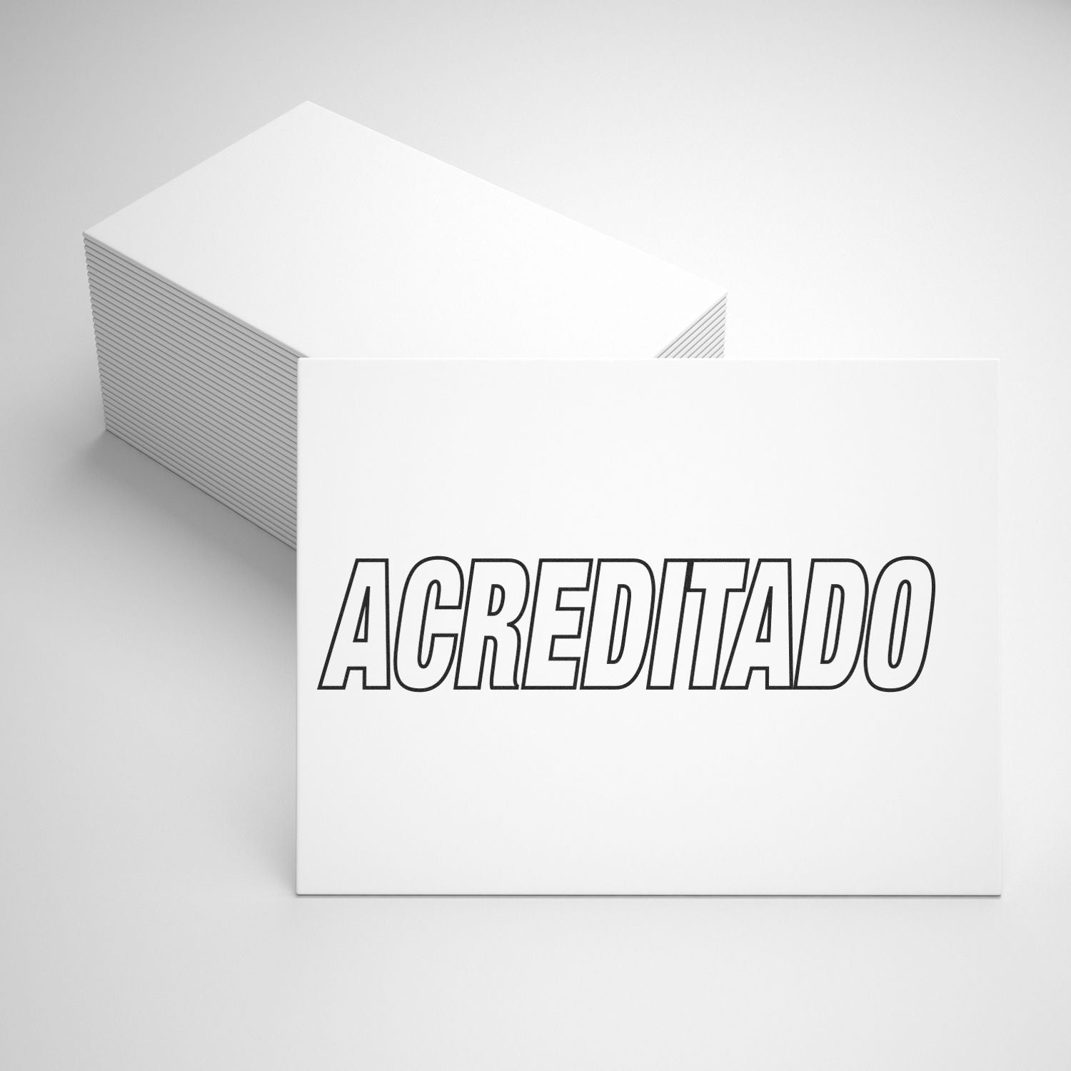 Tarjetas blancas apiladas con la palabra ACREDITADO, diseo minimalista para certificacin o aprobacin.
