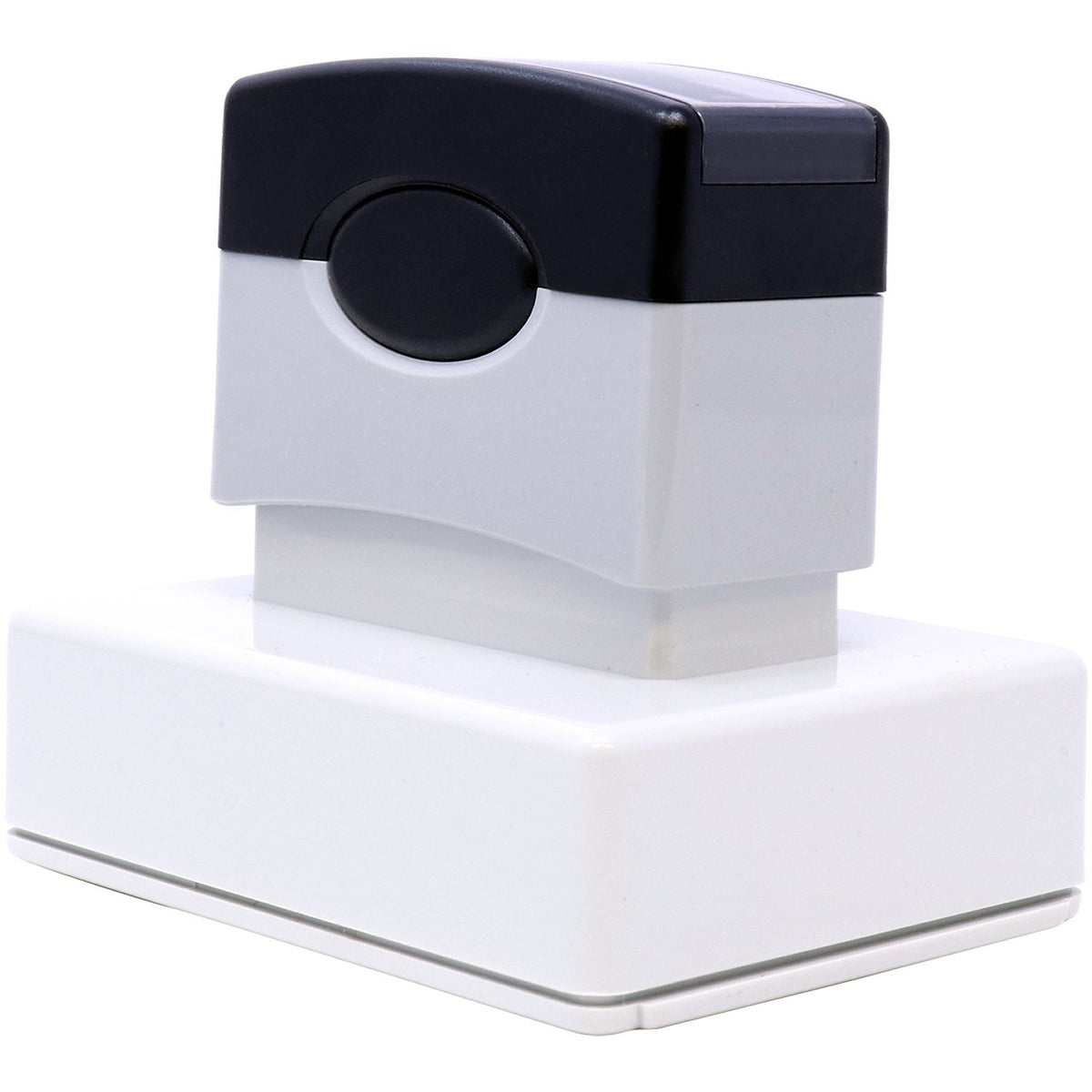 Close-up of compact kitchen countertop device with round power switch knob, helping users control start and stop operation.