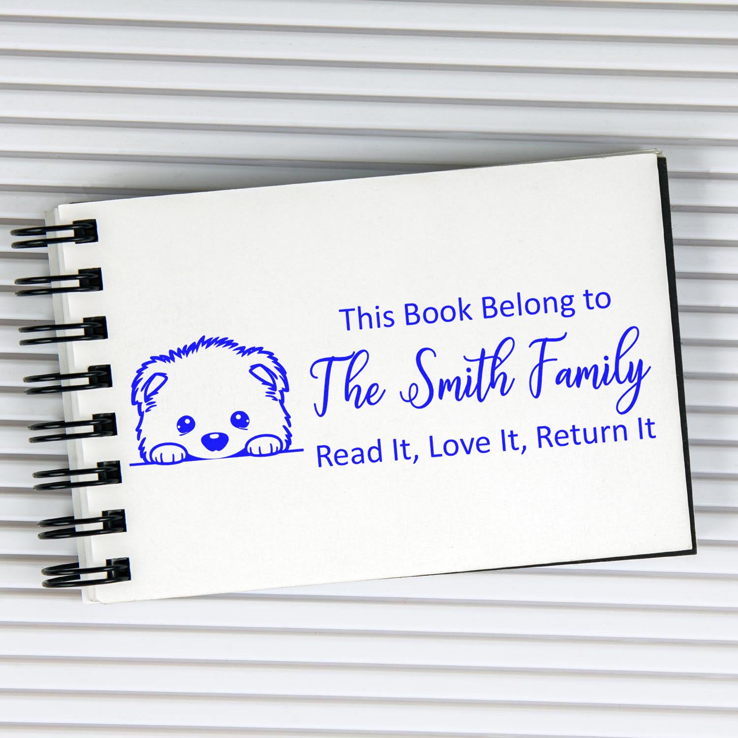 Personalized rubber book stamp with bear design: This Book Belongs to The Smith Family, Read It, Love It, Return It.
