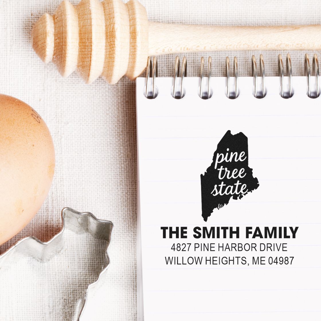 Personalized return address rubber stamp with Maine Pine Tree State design for The Smith Family.