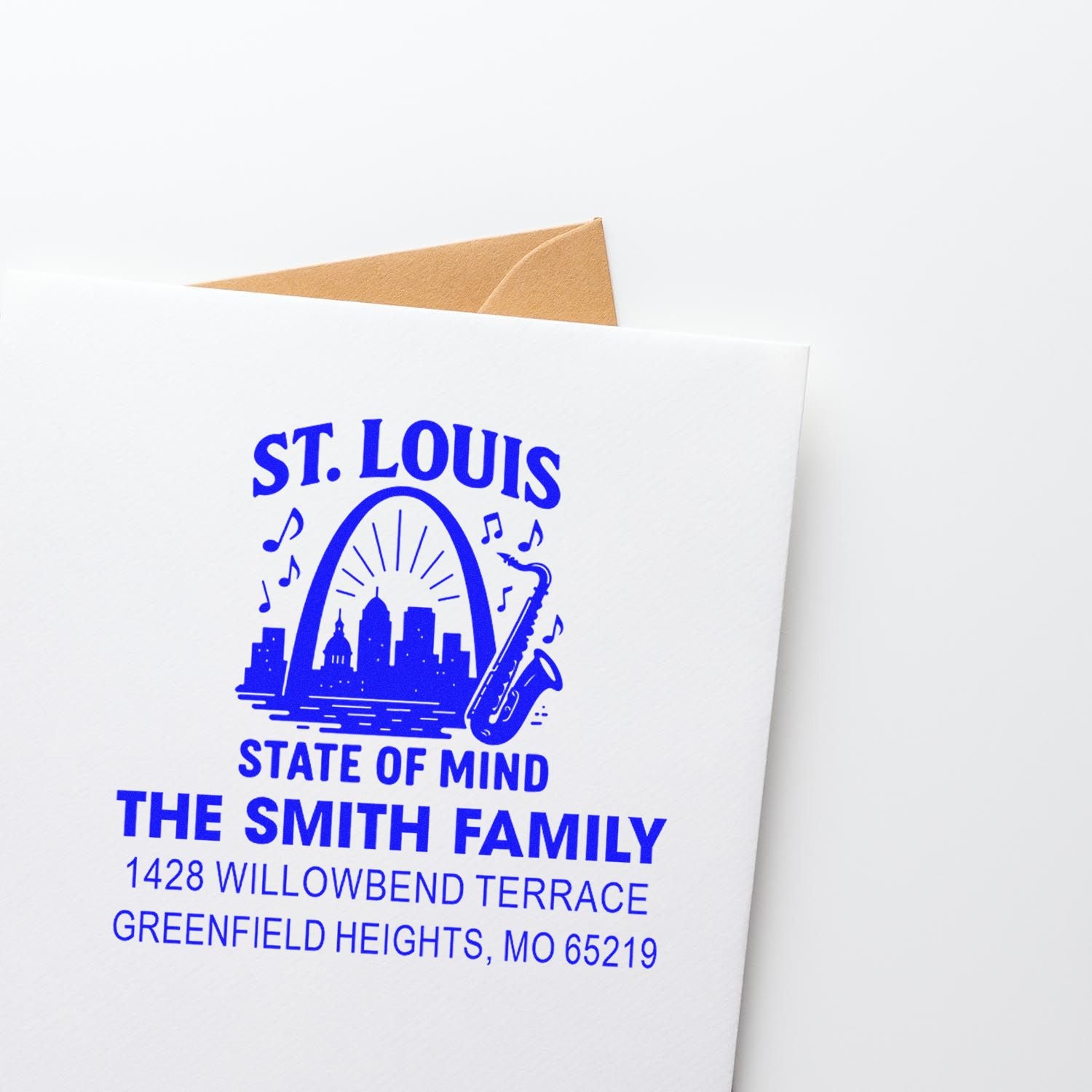Personalized St. Louis state of mind family return address rubber stamp with blue ink on envelope for The Smith Family.