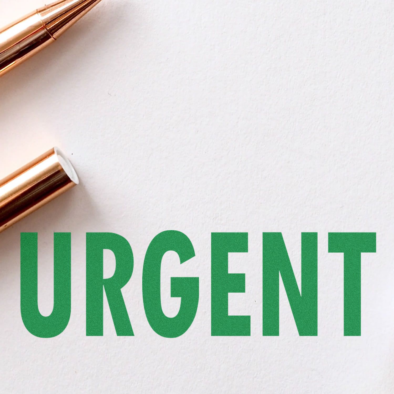 Urgent message text written with a pen on paper, emphasizing time-sensitive alerts for quick action in business or emergencies.